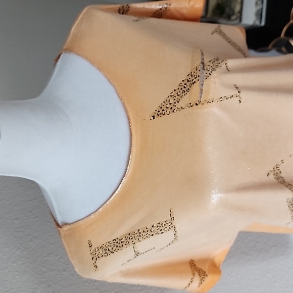 New Collection Top - Picture 2 of 15